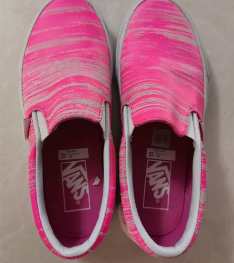Vans女鞋 全新  150 一双 粉色穿...