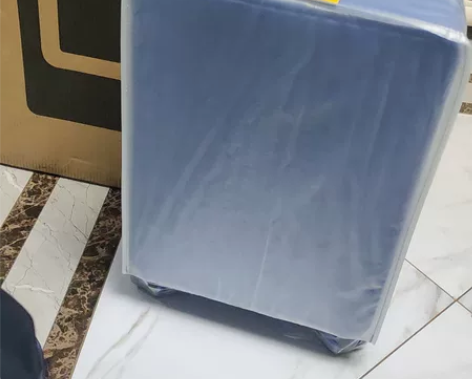 全新的四季象拉杆箱。型号自己看。因为有两个...