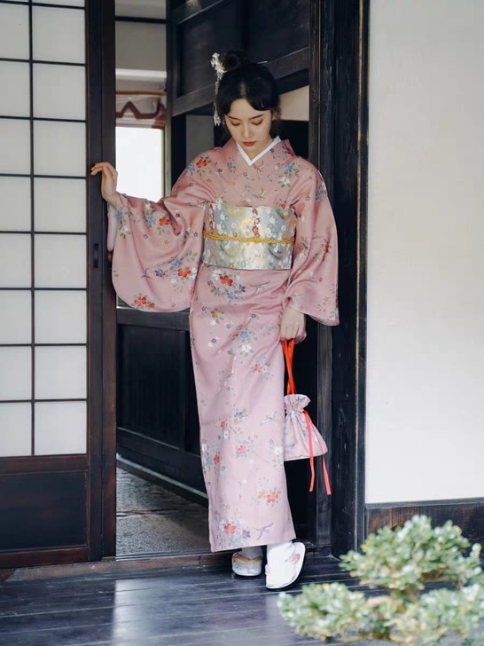 【和服出租】限时赏味 限时赏味少女日本浴衣...