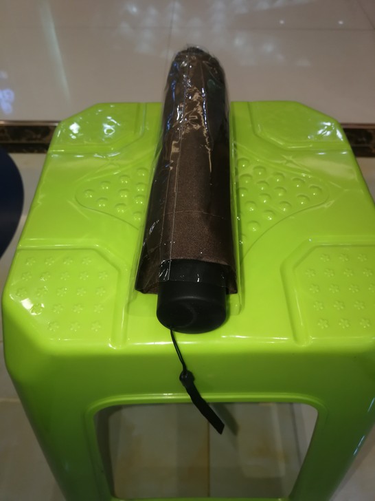 批发！批发！高级雨伞，玻璃水杯！剩余库存处...