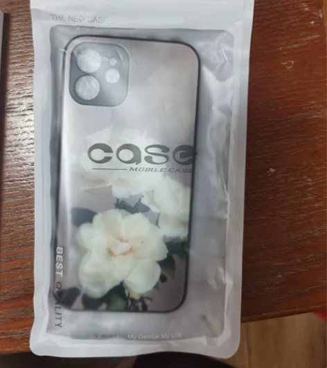 苹果高档8D超高清手机钢化膜2张，适合iP...