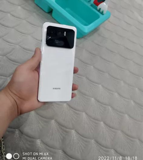 小米11ultra手机。12+256 GB...