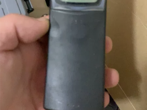 诺基亚8110手机一线收来的好坏不试配件处...