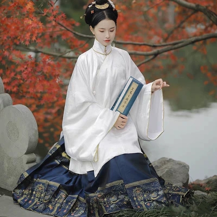 无忧阁心有所鼠妆花马面裙明制立领汉服女精品...