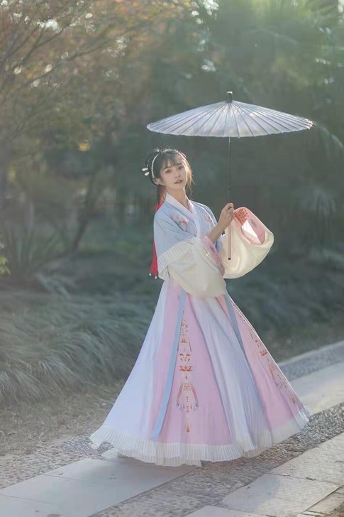 出 花雨辞羽笙