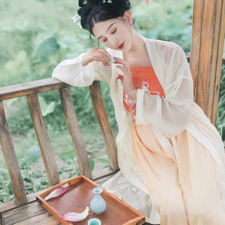 【可换汉服或发饰】黛色烟青鹤溪集芙蕖原创日...