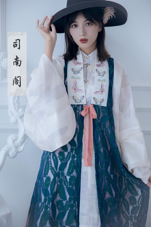司南阁 民族装舞台装