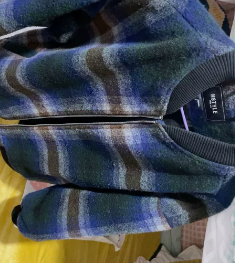 很厚实的外套，身高166体重100穿s的也...