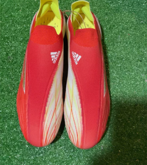 阿迪达斯Speedflow+ FG 超顶足...