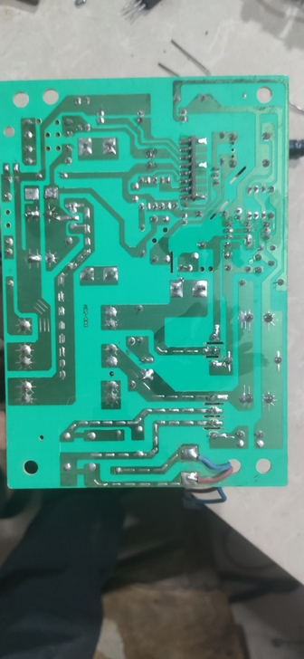 新乐能充电器 48v60a电池组适用,旧的...