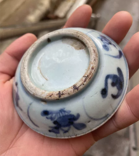 清代茶盖碗青花底座包老保真 感兴趣的话点“...