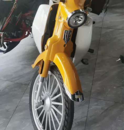 宗申yami摩托车，110排量，准新车一台...