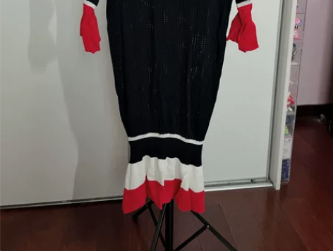 针织网眼荷叶边连衣裙 上身面料特别舒服 尺...