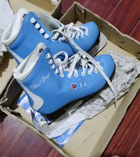 黑龙 花滑冰刀 36号 媳妇新鲜了几次,也...