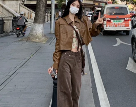 新款 实拍实价复古机车皮夹克短款皮衣外套女...