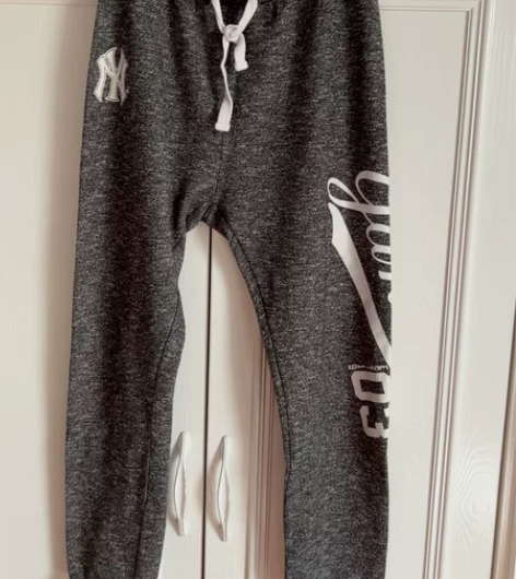 mlb女休闲裤 尺码如图 专柜购入 轻微穿...