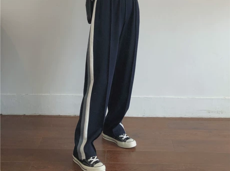 休闲裤 深蓝色s 感兴趣的话点“我想要”和...