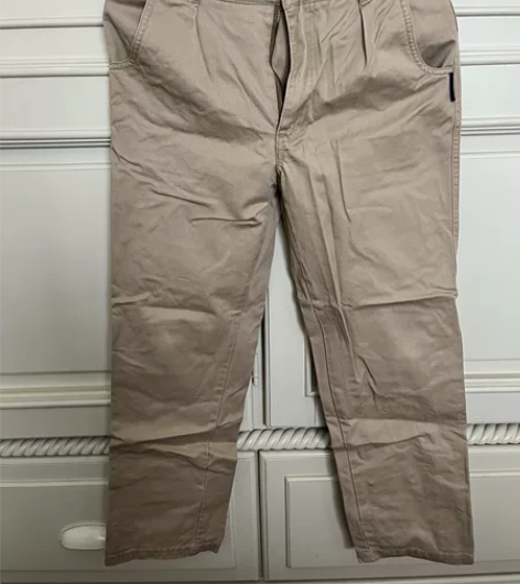 男生休闲裤，8成新，50转，适合155-1...