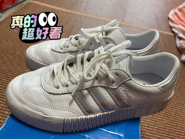 阿迪达斯三叶草女板鞋，正品原盒！38.5码...