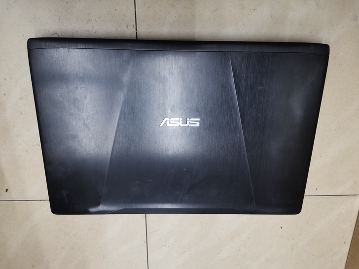 华硕飞行堡垒游戏本,i5 7300HQ,8...