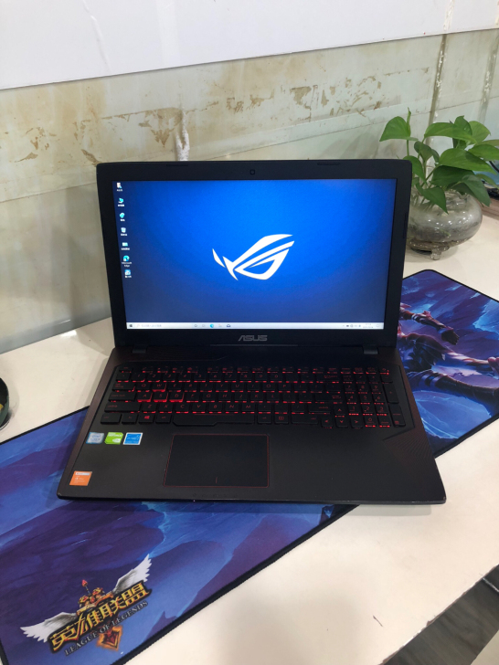 1050独显4G 七代i5四核 华硕飞行堡...