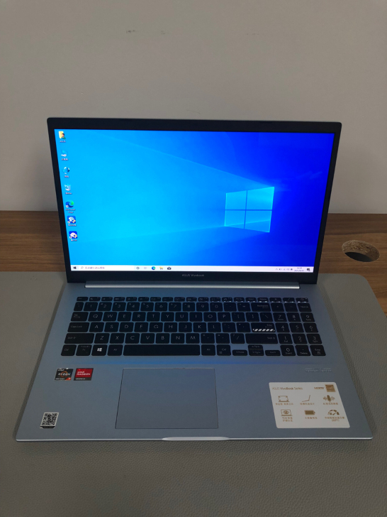 华硕无畏15  r7-5700u  16G...