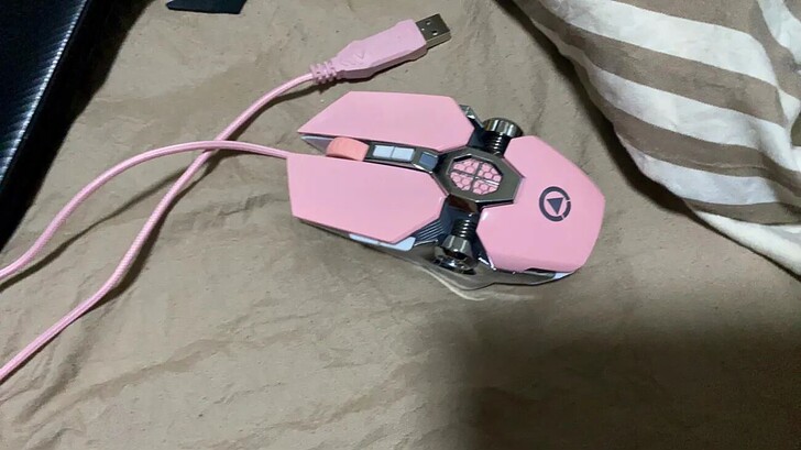 实体店包邮清仓全新机械游戏鼠标 有线电脑电...