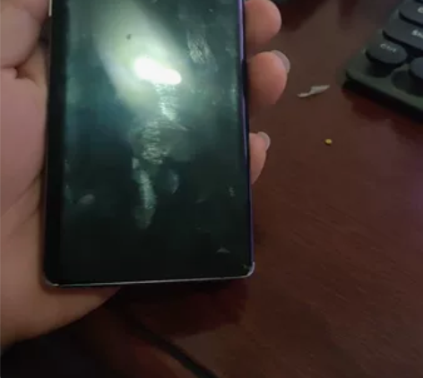 三星note8 美版 屏幕不行了,绿屏闪屏...