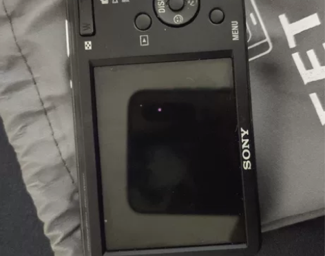 索尼W520,9成新,有自带的电池内存卡还...