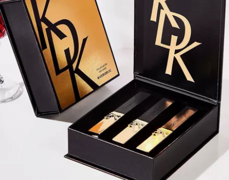 小金条三色礼盒高定典藏款口红套装哑光雾面丝...