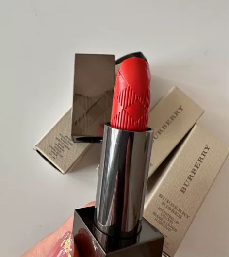 burberry博柏利口红，73号色，比较...