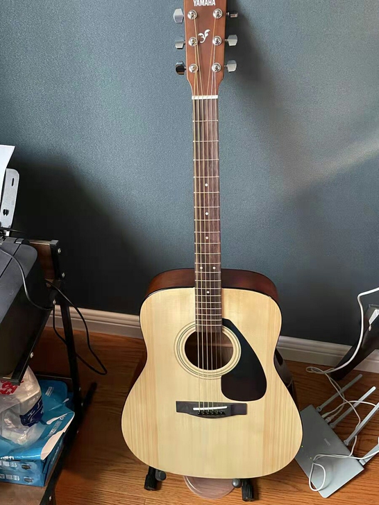 琴行全新吉他清货处理雅马哈f310