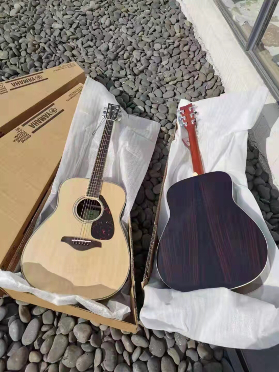 处理全新雅马哈F310F600吉他