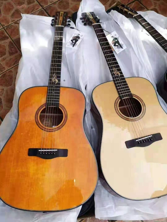 低价出售 原价卖一千多的雅马哈吉他.雅马哈...