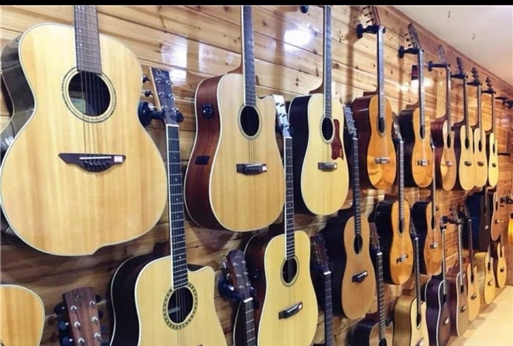 原价800的吉他处理吉他全新38寸吉 他4...