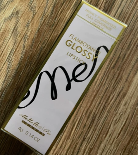 媚黛尔炫彩魅惑亮泽口红#26。全新未拆封，...