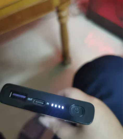 华为充电宝双向快充9成新自用，快充100%...