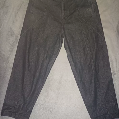 男士牛仔裤 长裤秋冬款 品牌：EHE 尺码...