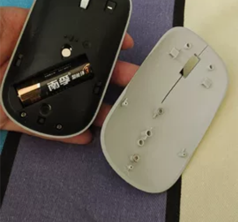 华为鼠标199买的，和电脑一起在华为专卖店...