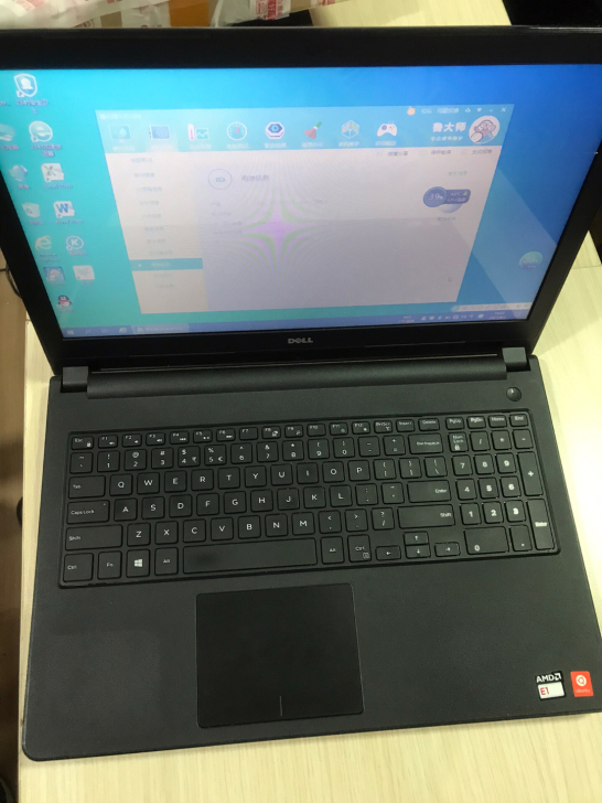 戴尔 Inspiron 15-5555 笔...