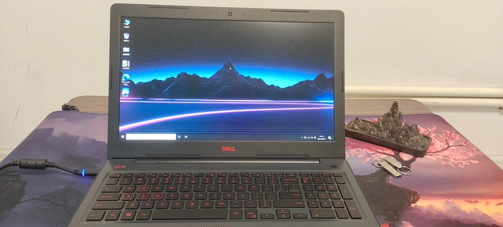 戴尔G3游戏笔记本电脑