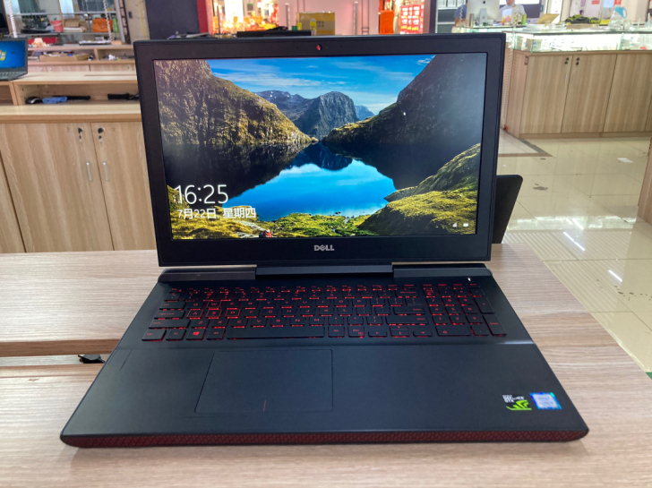 戴尔游匣7000 吃鸡游戏笔记本电脑