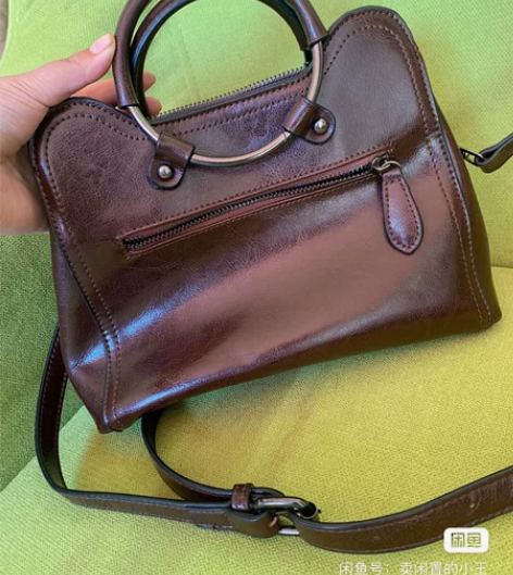 真皮 女士手提包 一对全拿走 感兴趣的话点...
