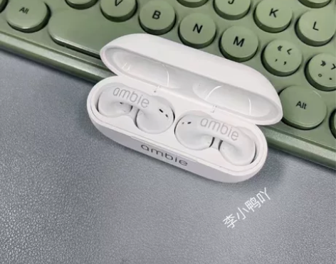 女大学生闲置出索尼耳机运动无线蓝牙耳机全新...