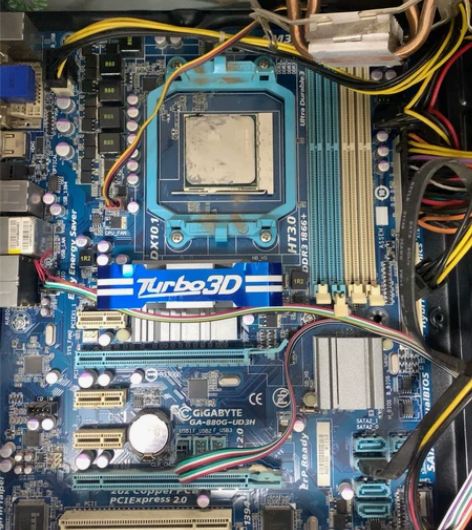 x4 630 主板，8G内存，电源，风扇，...