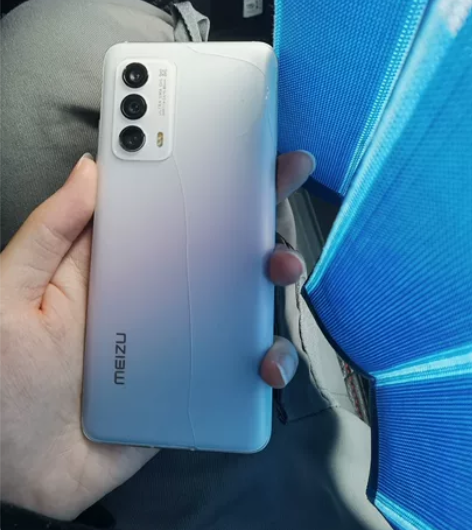 魅族18等风 12+256 伊拉克成色 7...