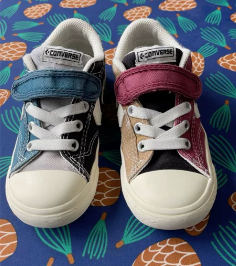 二手日版匡威帆布鞋鸳鸯鞋17cm，明显穿着...