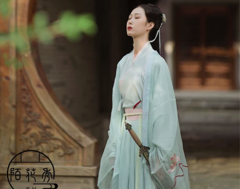 陌花秀玉京见原创刺绣汉服女交领一片式齐腰襦...
