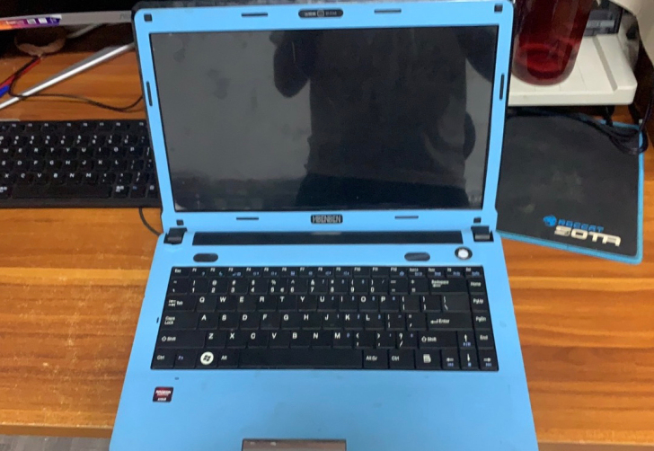 麦本本 i3 3110m+7400（1g独...
