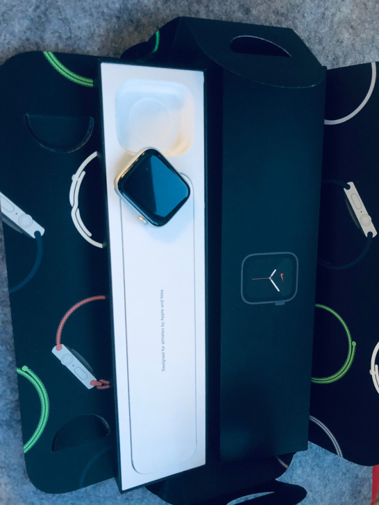 applewatch se 44 耐克特别...
